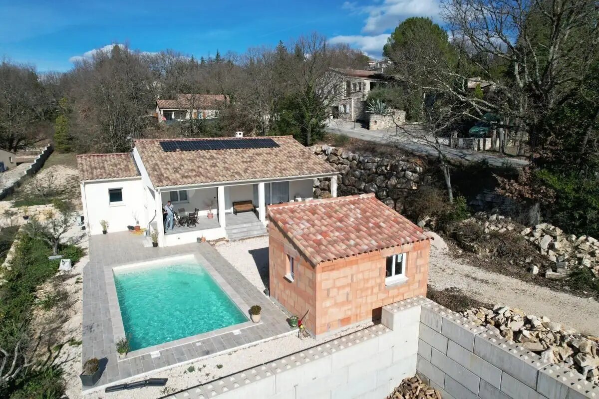 Maison à vendre, 122m², Barjac