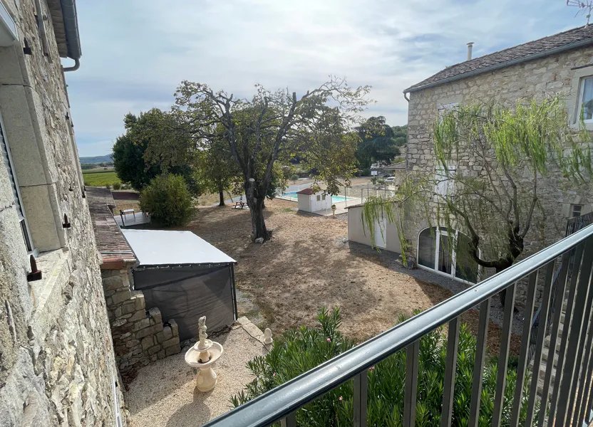 Appartement à louer, 38m², Berrias-et-Casteljau