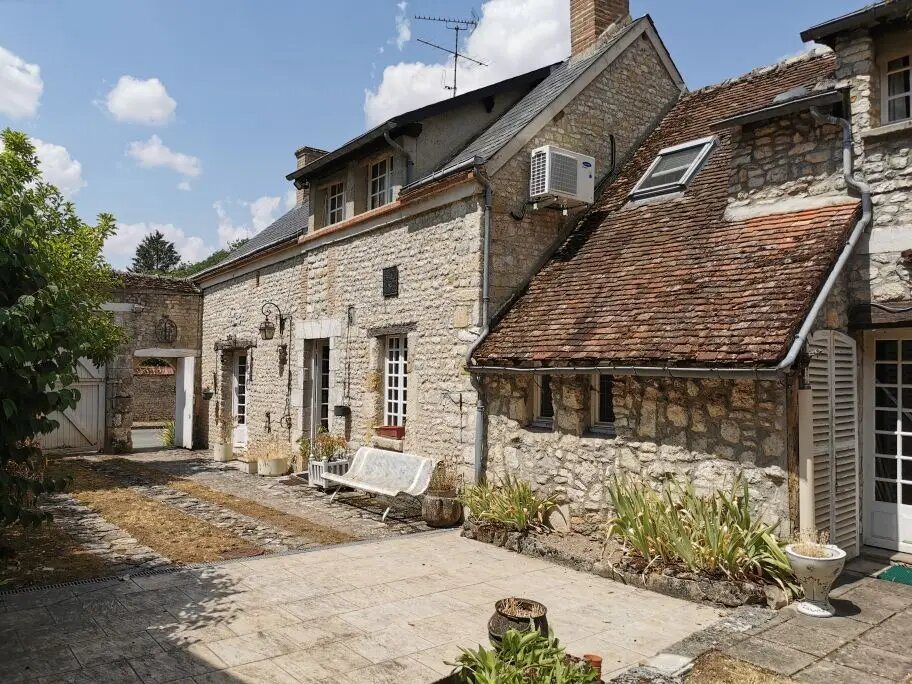 Maison à vendre, 134m², Yèvre-la-Ville