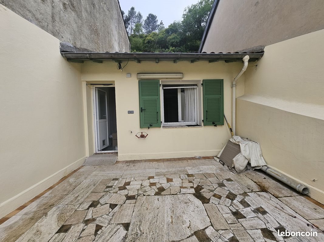Appartement à vendre, 74m², L'Escarène