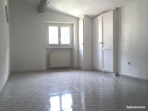 Appartement à louer, 80m², Touët-de-l'Escarène