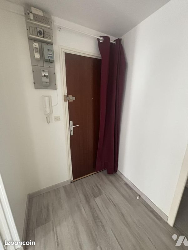 Appartement à louer, 47m², La Vespière