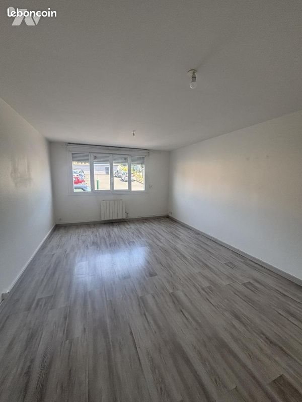Appartement à louer, 47m², La Vespière