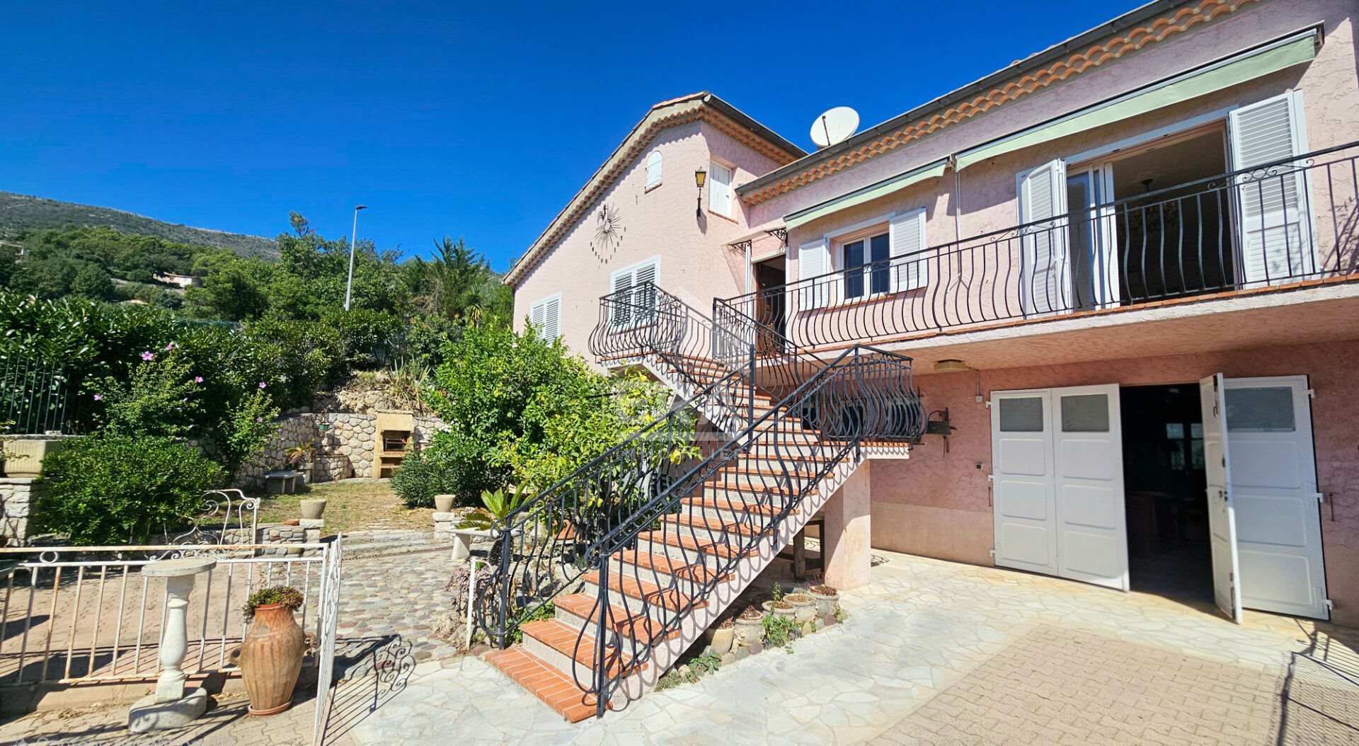 Maison à vendre, 107m², Carros
