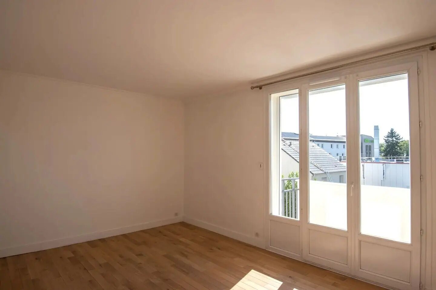 Appartement à louer, 82m², Saint-Cyr-l'Ecole