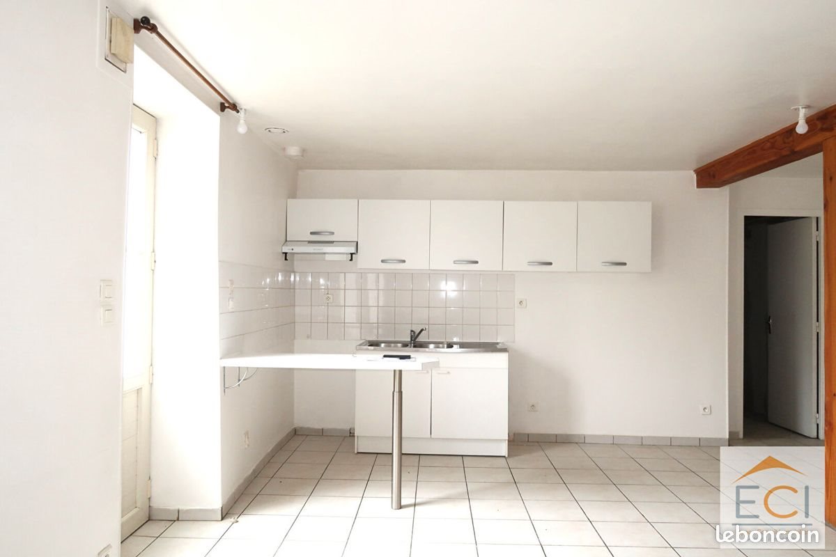 Maison à louer, 77m², Le Vigen