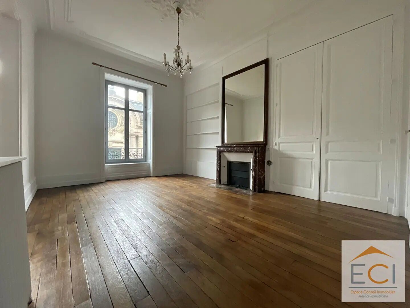 Appartement à louer, 207m², Limoges