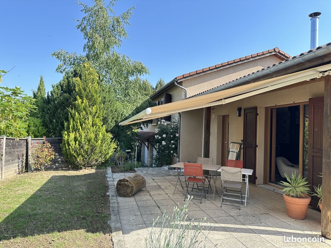 Maison à vendre, 143m², Le Chambon-Feugerolles