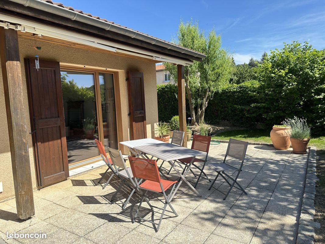 Maison à vendre, 143m², Le Chambon-Feugerolles