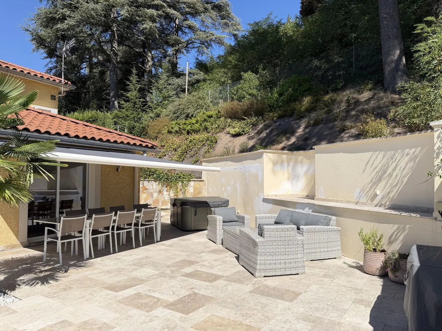 Maison à vendre, 220m², Saint-Genest-Lerpt