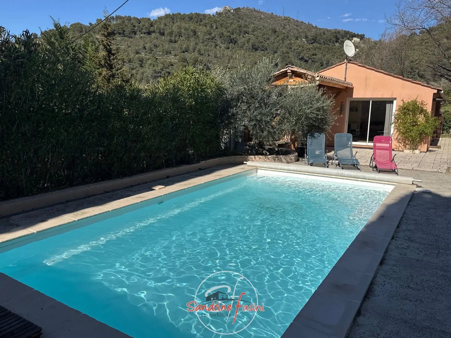 Maison à vendre, 116m², La Roquette-sur-Var