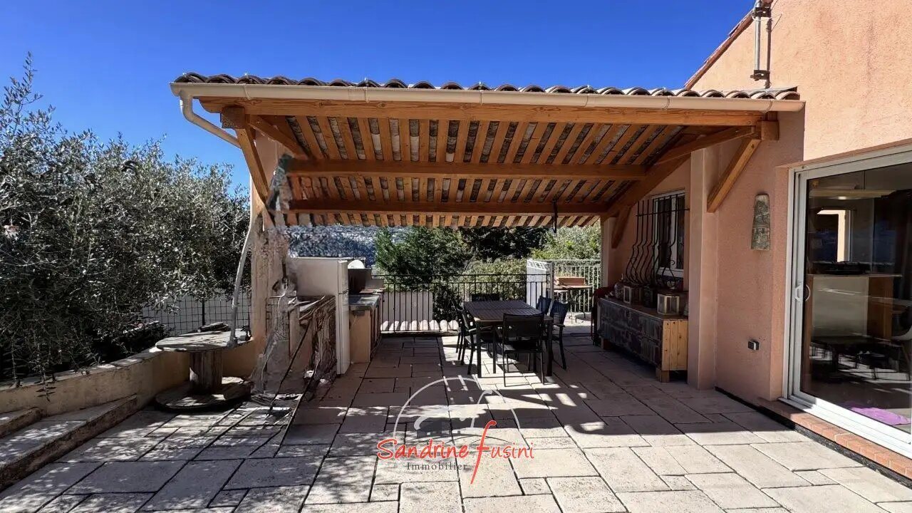 Maison à vendre, 116m², La Roquette-sur-Var