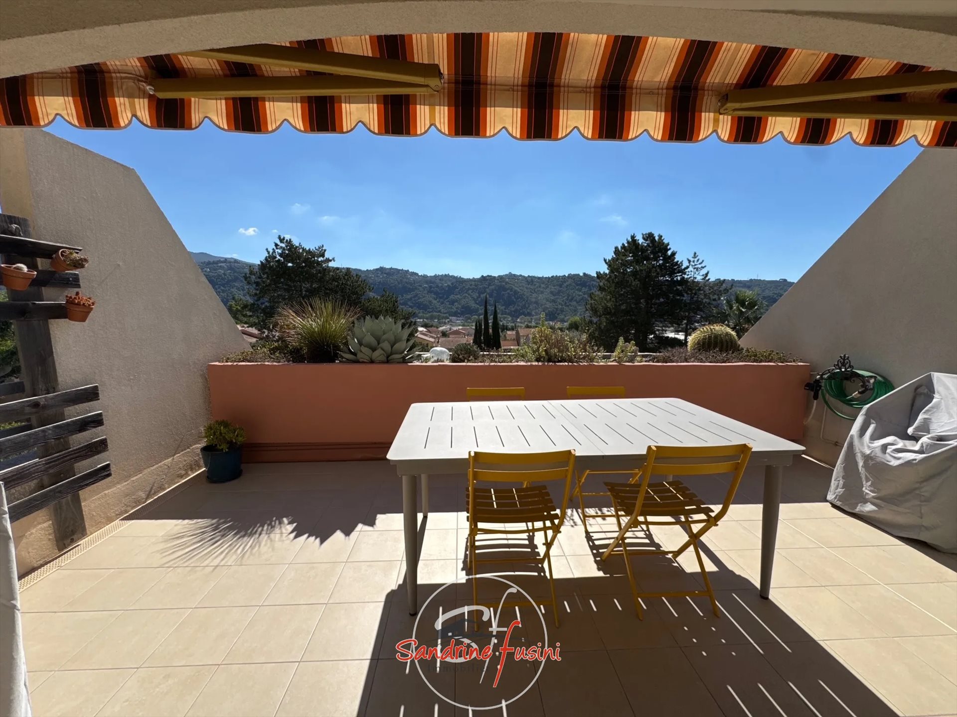 Appartement à vendre, 66m², Carros