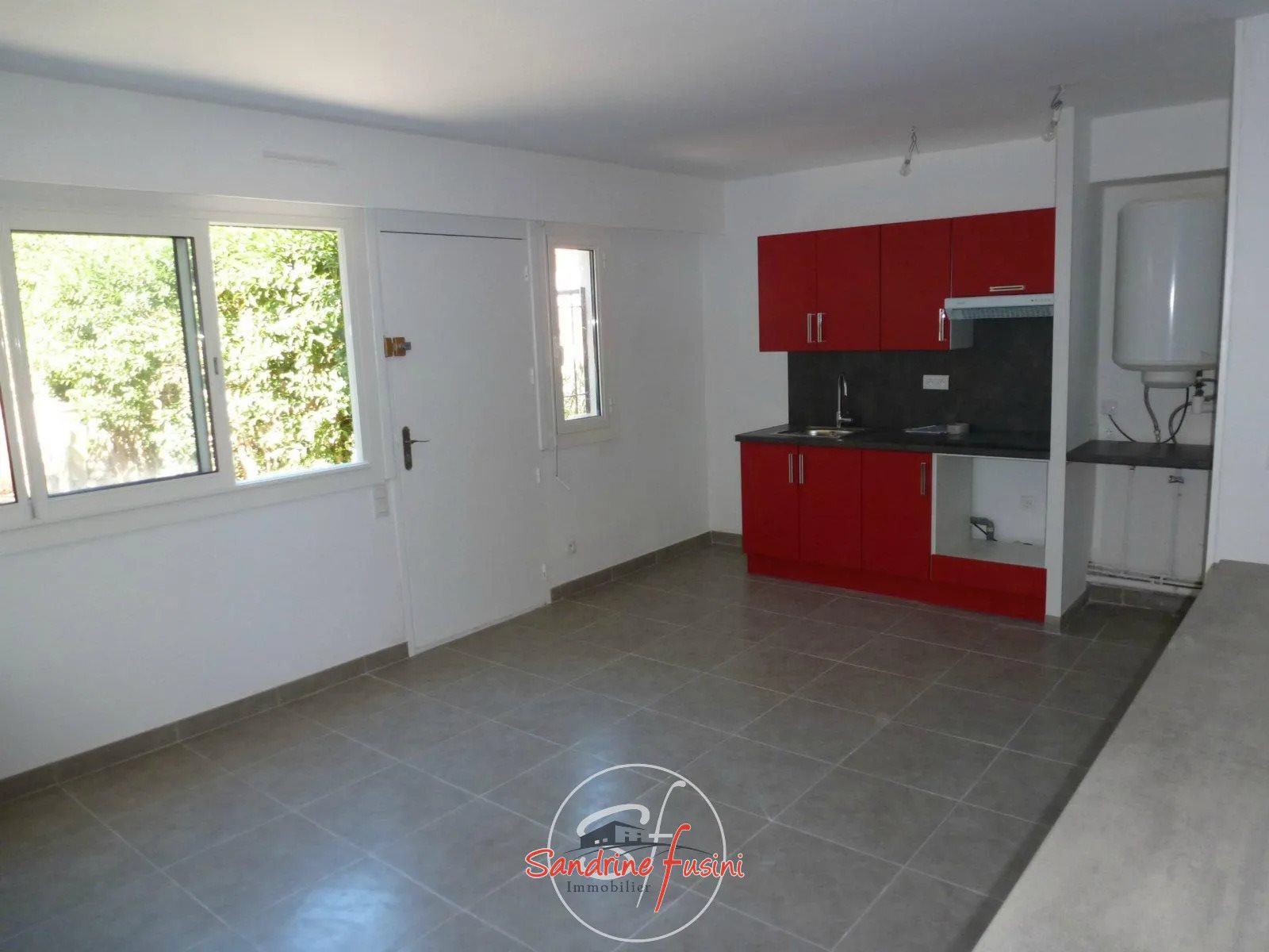 Appartement à louer, 34m², Carros