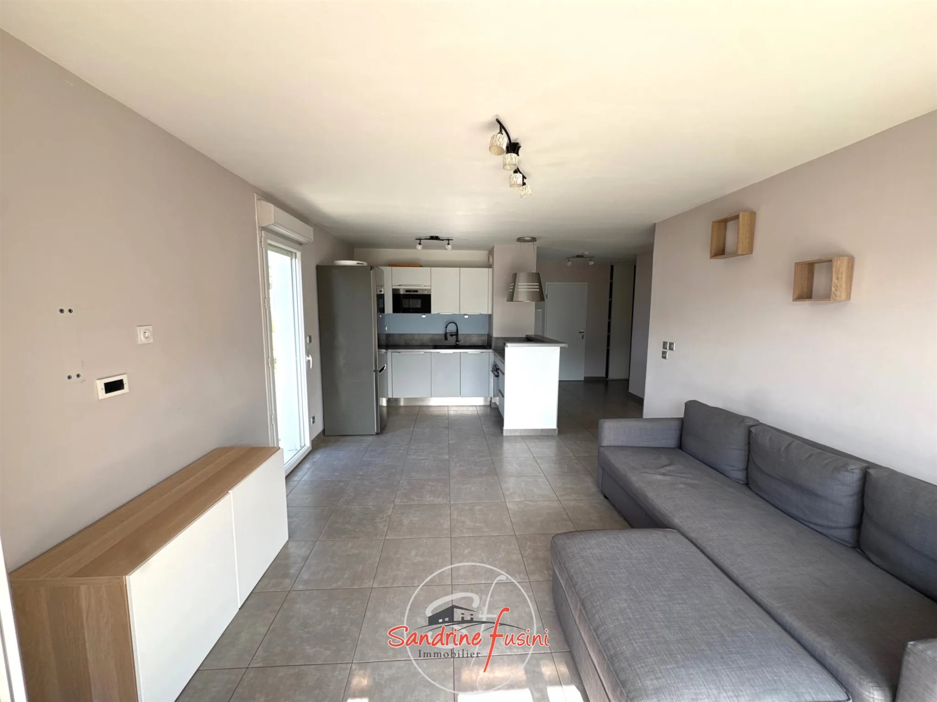 Appartement à vendre, 57m², Carros