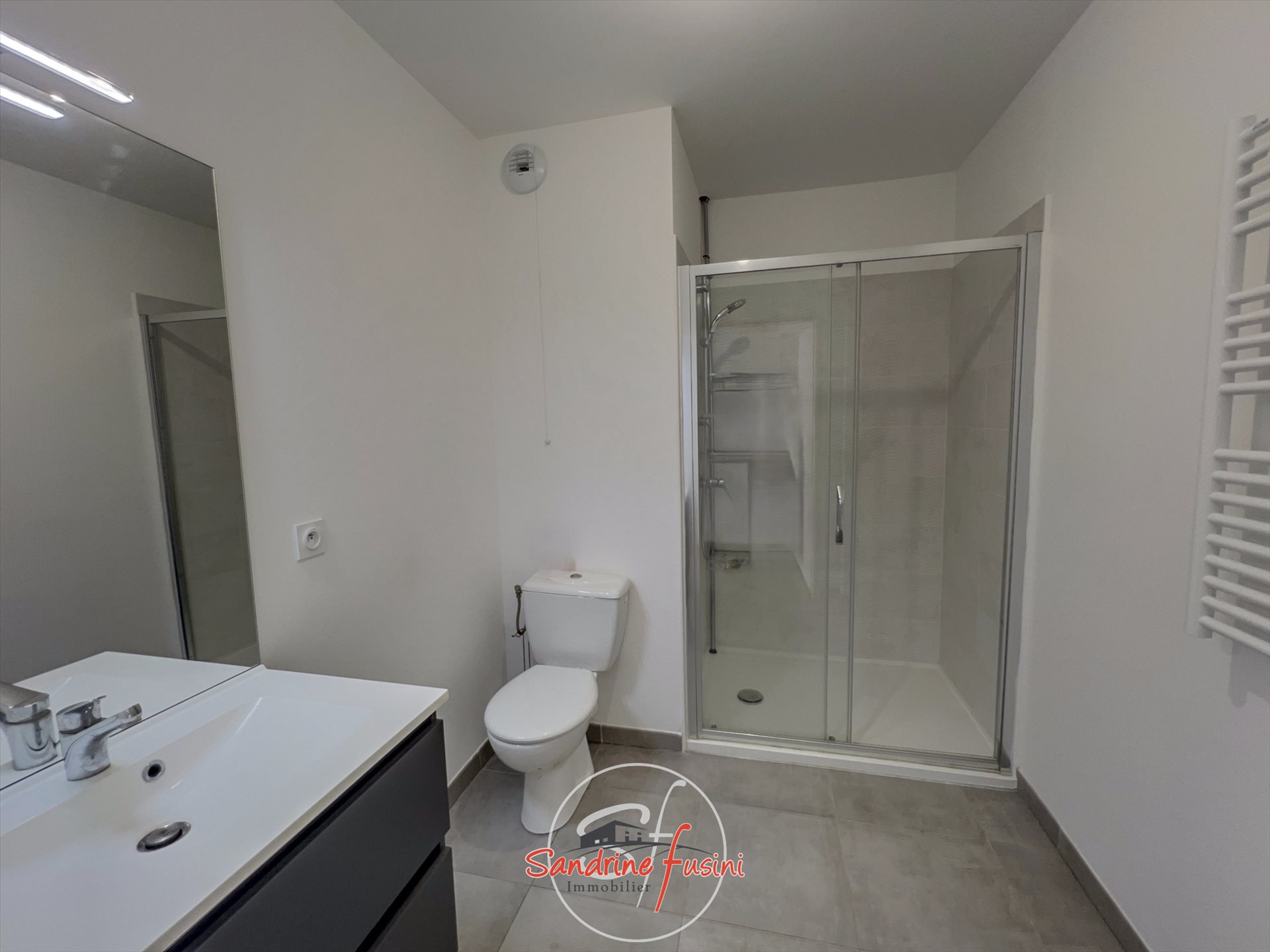 Appartement à vendre, 2m², Carros