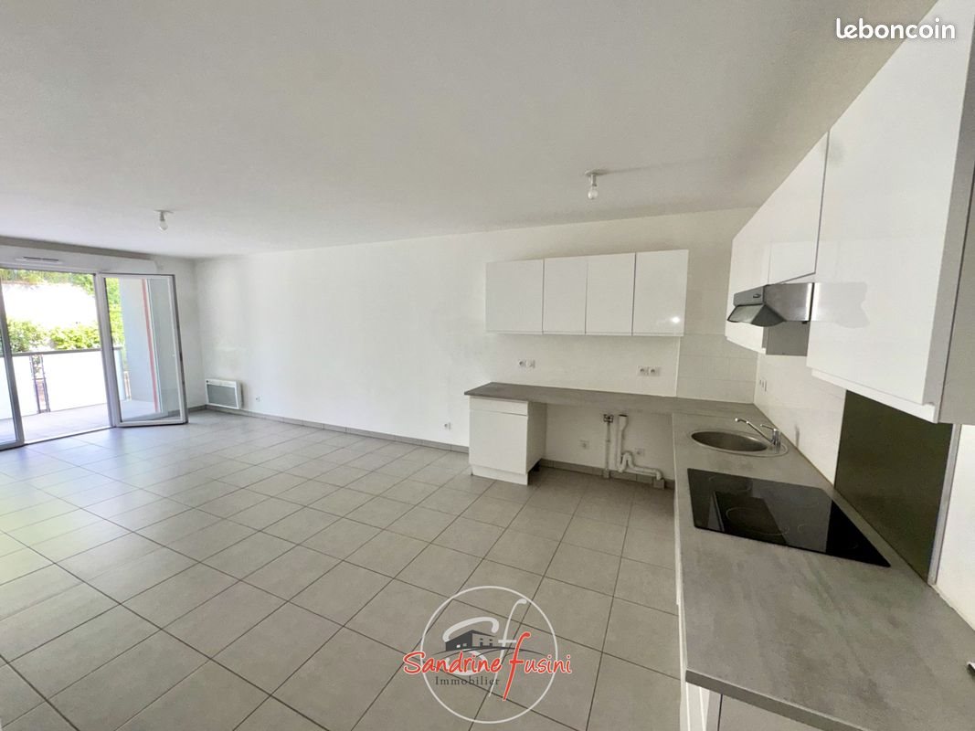 Appartement à vendre, 67m², Carros