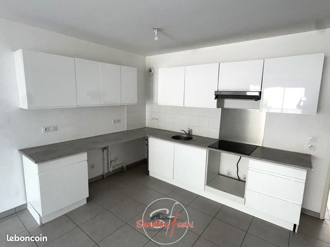 Appartement à vendre, 67m², Carros