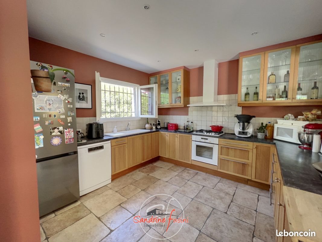 Maison à vendre, 143m², Carros