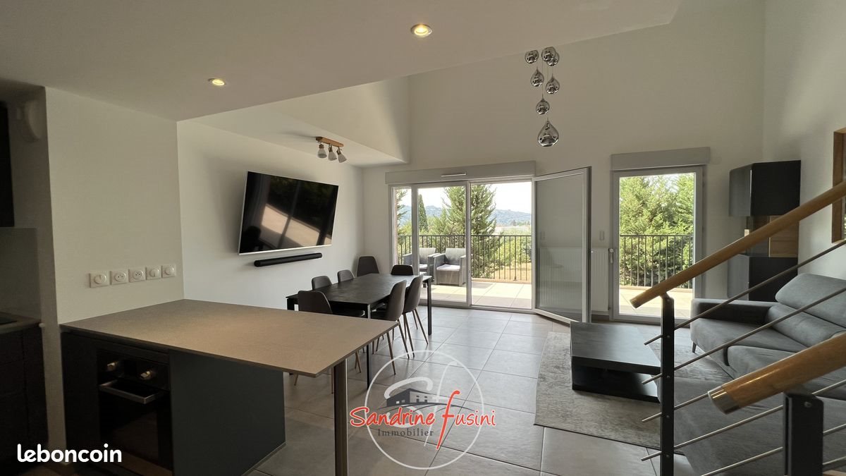 Appartement à louer, 100m², Carros