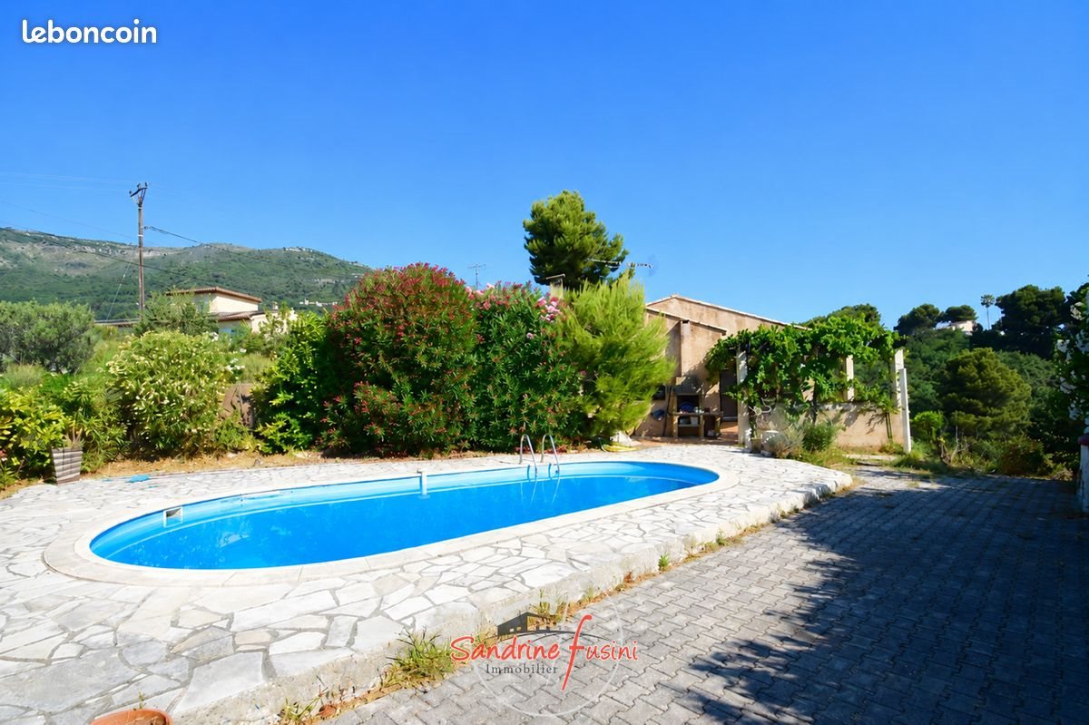 Maison à vendre, 130m², Carros