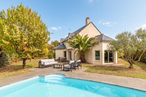 Maison 6 pièces 171 m² · à Montreuil-Juigné · 171 m² · 630 000 €