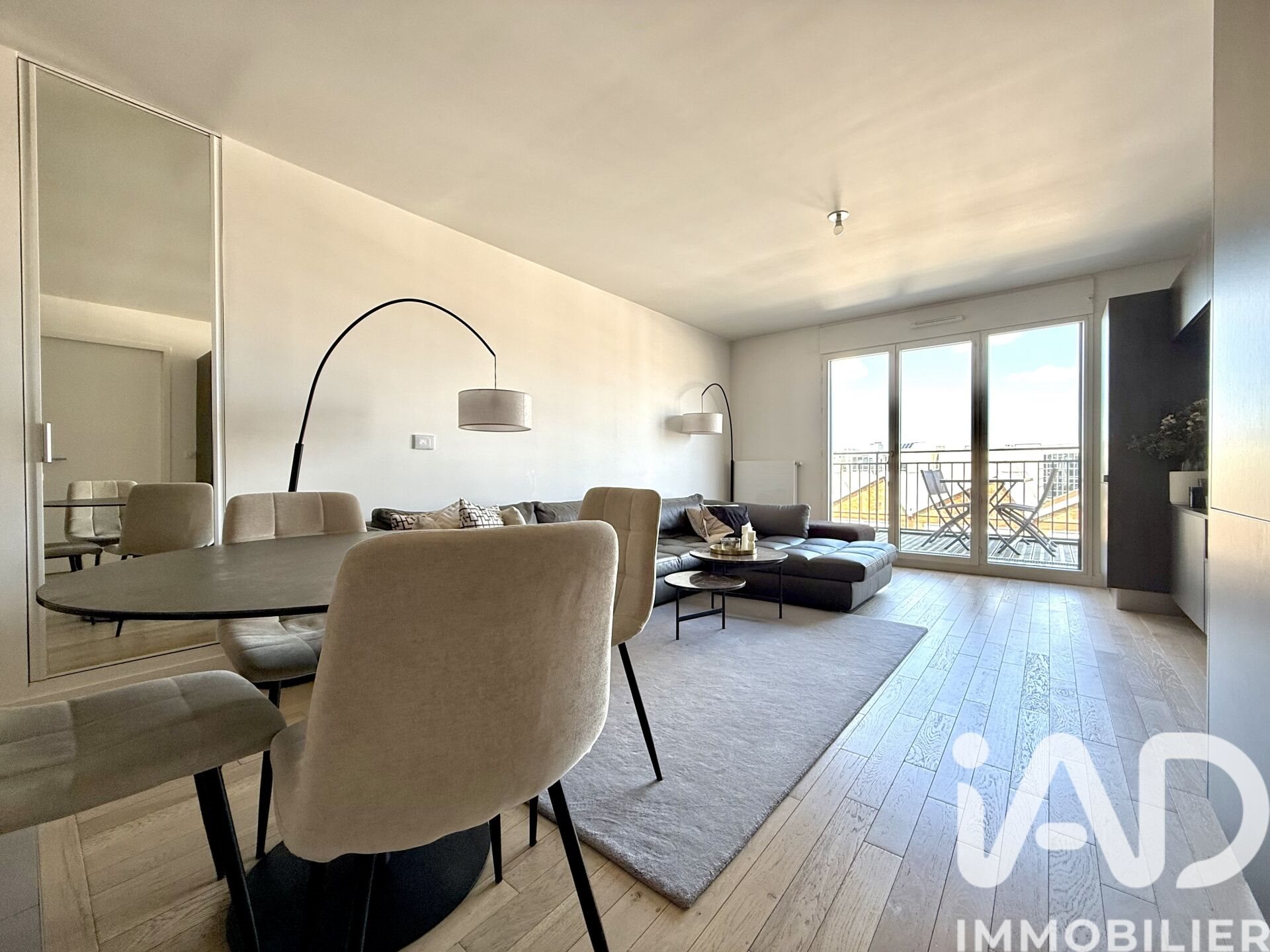 Appartement à vendre, 68m², Courbevoie