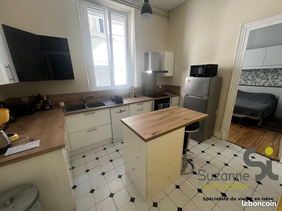 Appartement à louer, 69m², Grenoble