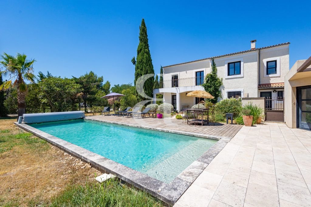 Maison à vendre, 289m², Mollégès