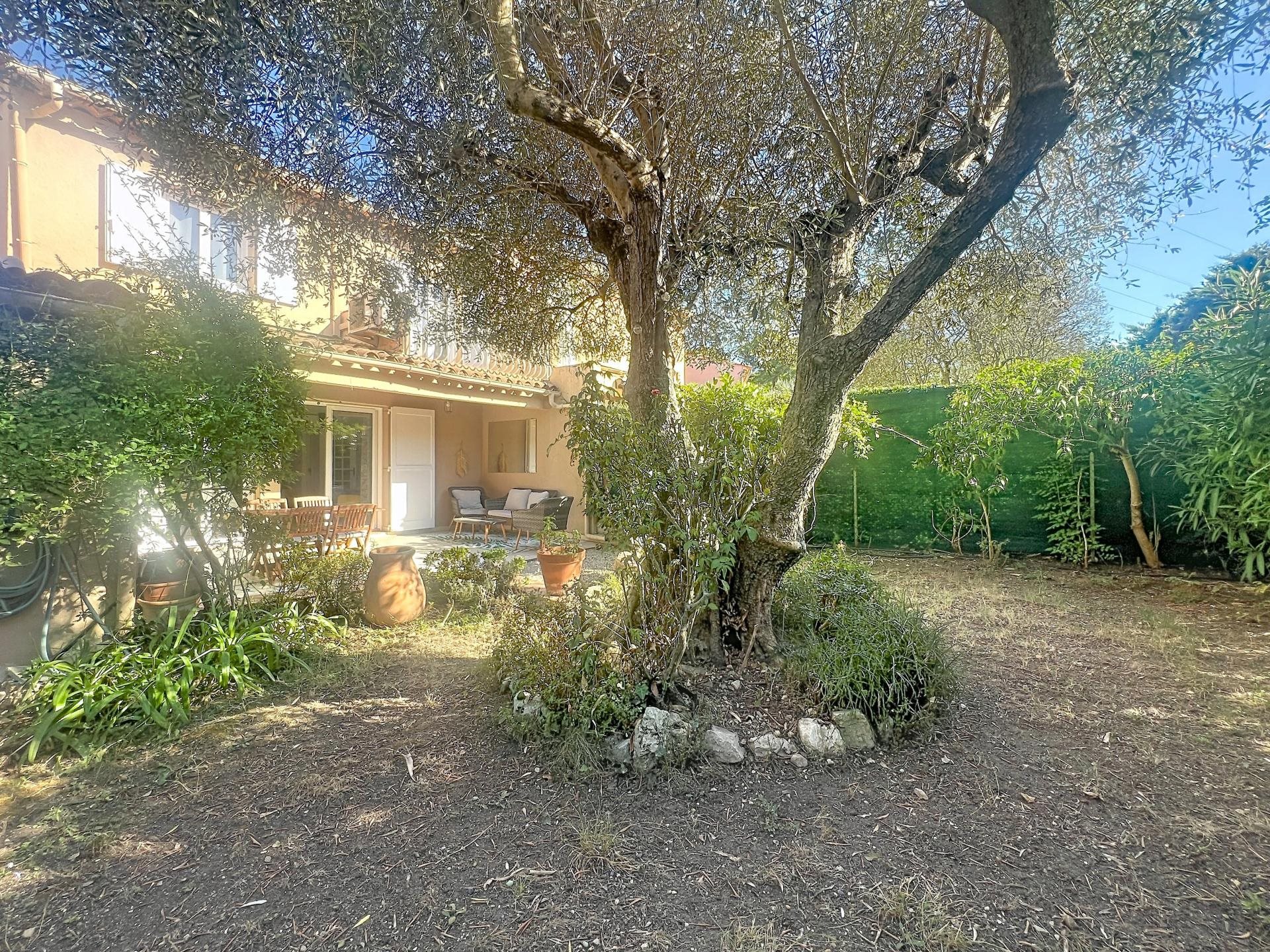 Maison à vendre, 70m², Mougins