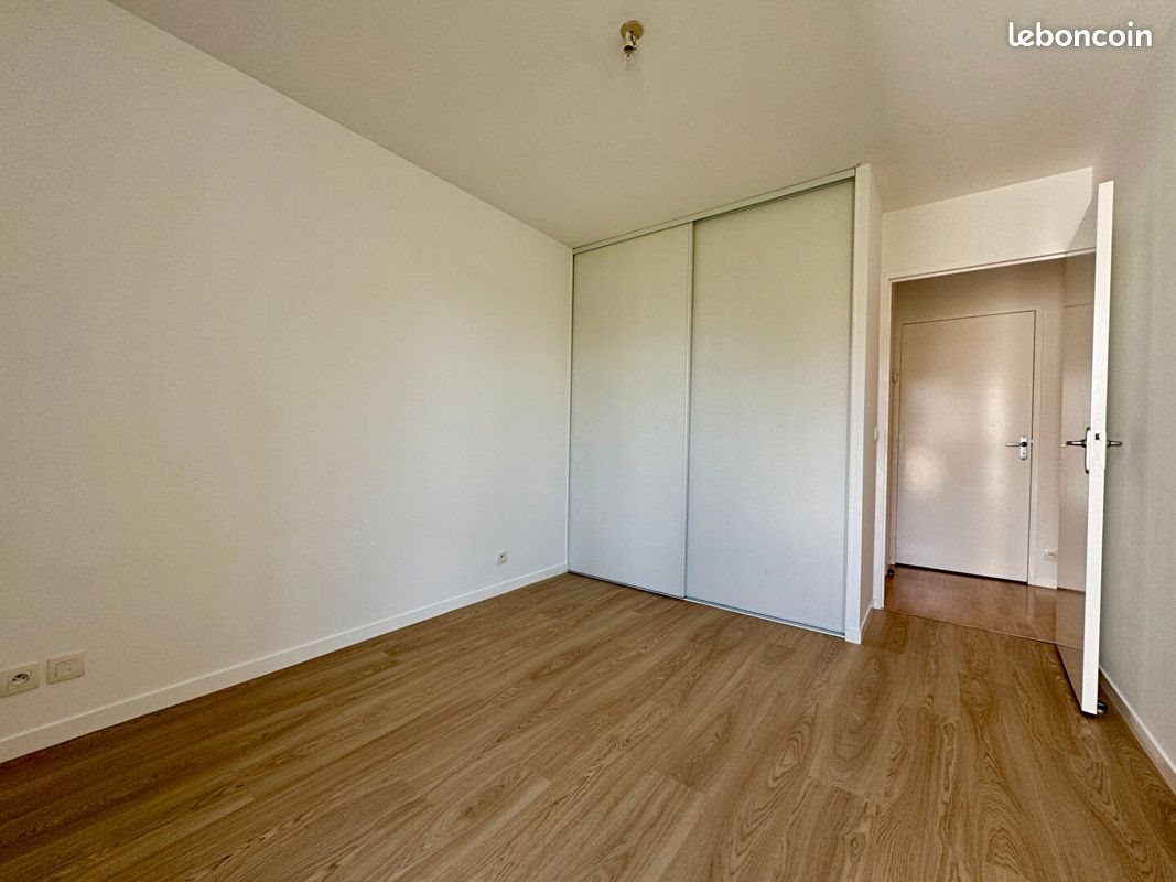 Appartement à louer, 65m², Romillé