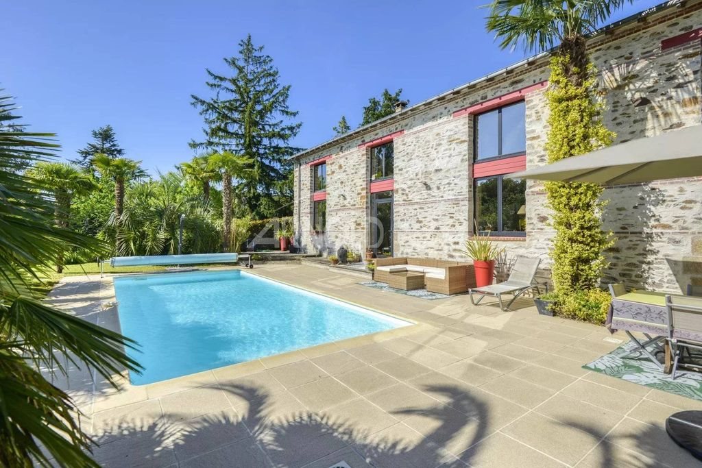 Maison à vendre, 246m², Le Pellerin