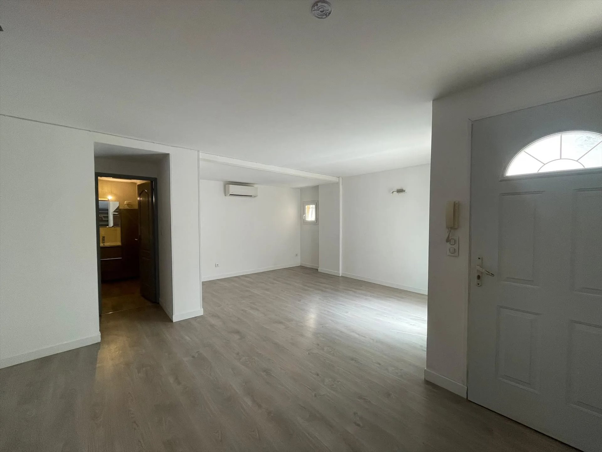 Appartement à louer, 53m², Nîmes