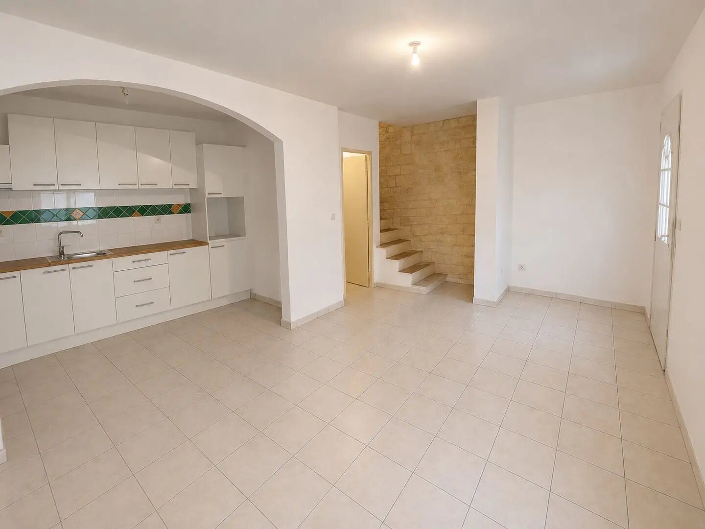 Maison à louer, 57m², Saint-Sériès