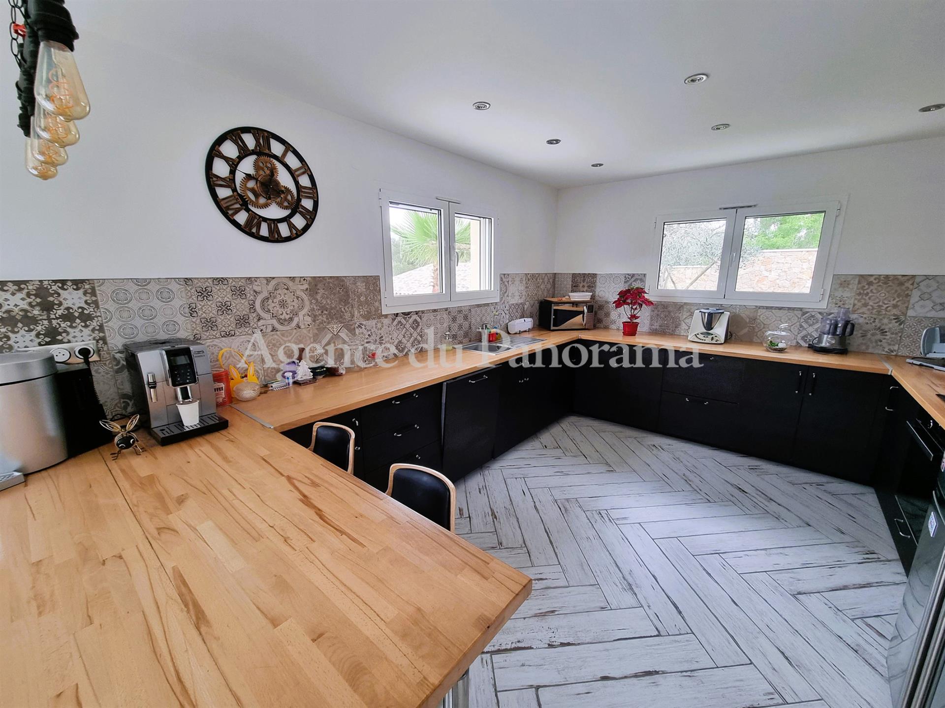 Maison à vendre, 145m², Peymeinade