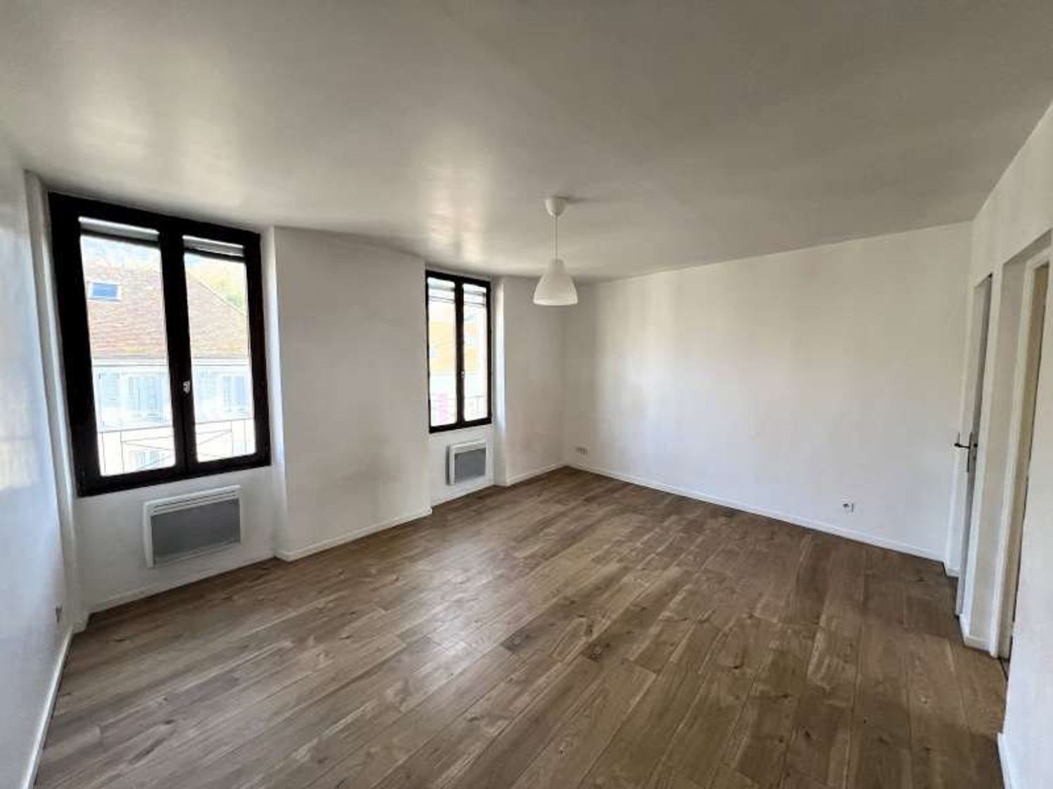 Appartement à louer, 28m², Septeuil