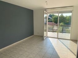 Appartement à louer, 75m², Montrevel-en-Bresse