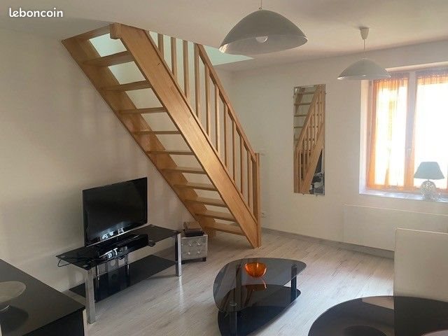 Appartement à louer, 28m², Vonnas