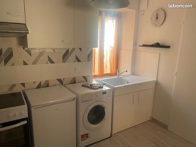 Appartement à louer, 28m², Vonnas