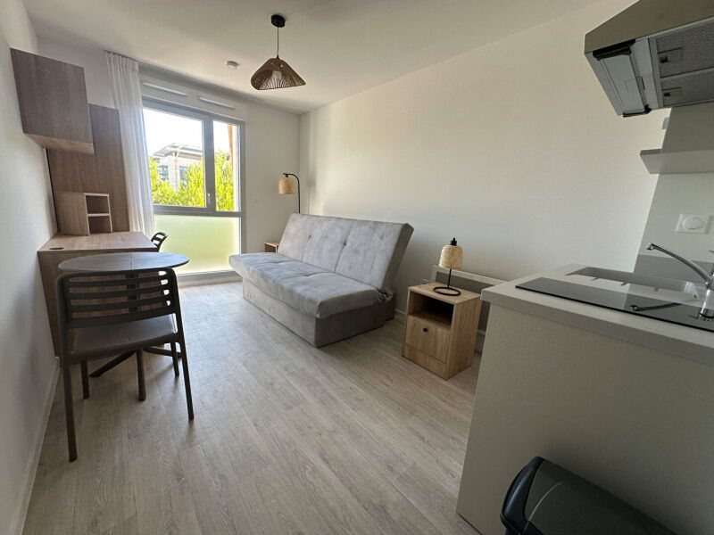 Appartement à louer, 18m², La Rochelle