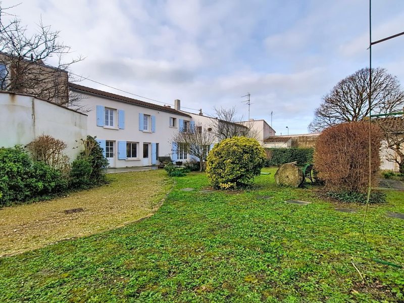 Maison à vendre, 153m², Nieul-sur-Mer