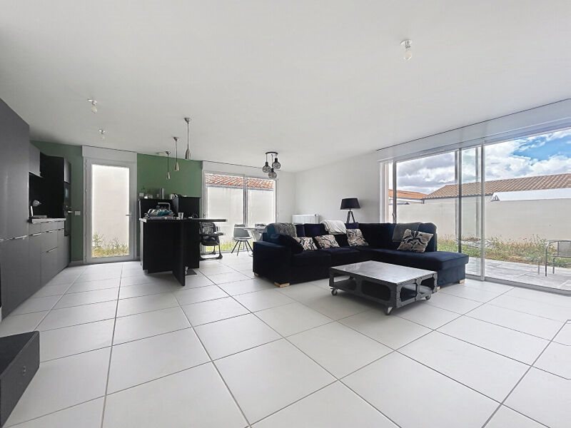 Maison à vendre, 82m², Ferrières
