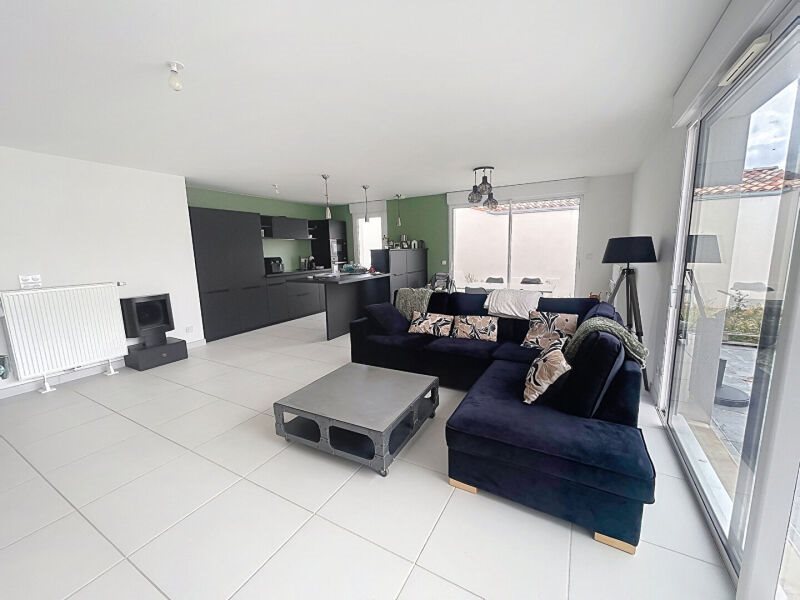 Maison à vendre, 82m², Ferrières