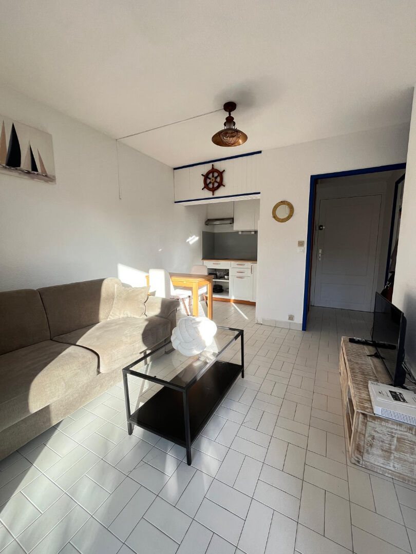Appartement à louer, 25m², Saint-Raphaël