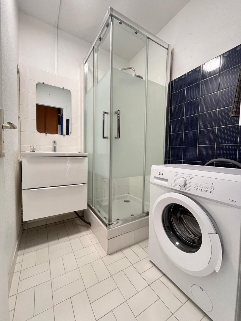 Appartement à louer, 25m², Saint-Raphaël