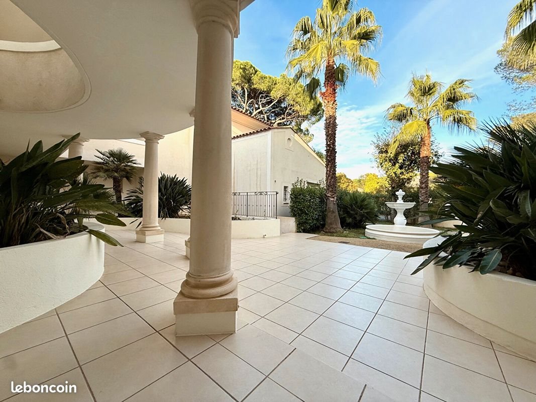 Appartement à louer, 130m², Saint-Raphaël