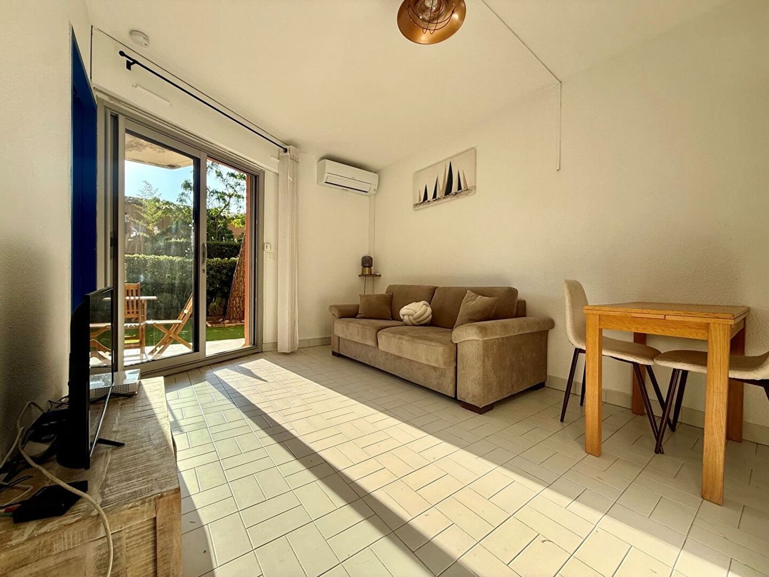 Appartement à louer, 25m², Saint-Raphaël