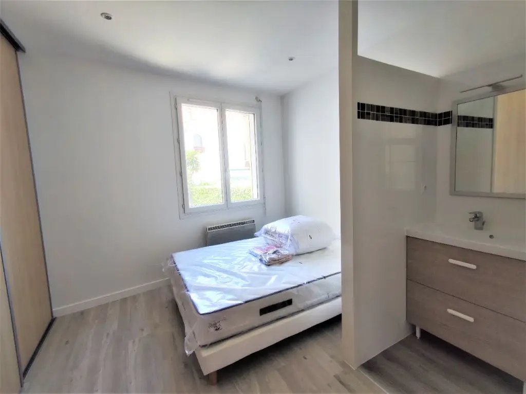 Appartement à louer, 25m², Saint-Raphaël