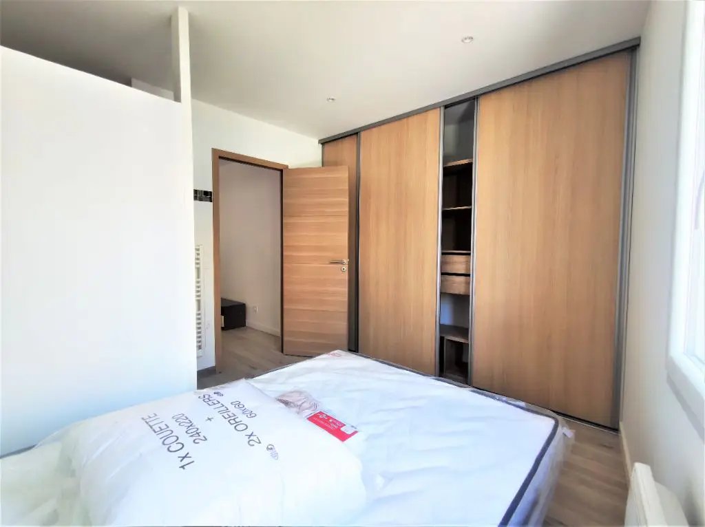 Appartement à louer, 25m², Saint-Raphaël