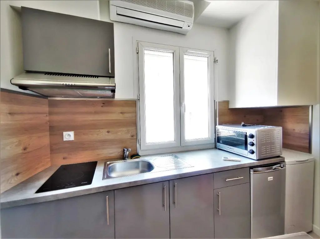 Appartement à louer, 25m², Saint-Raphaël